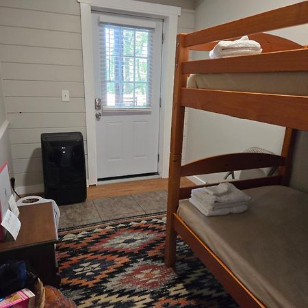 Barefoot Hills Hotel Dahlonega Luaran gambar