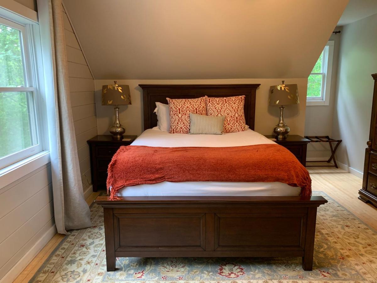 Barefoot Hills Hotel Dahlonega Luaran gambar