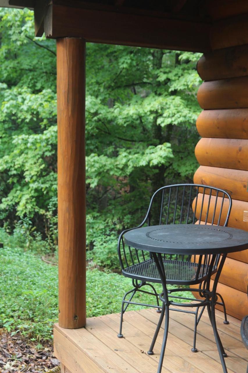 Barefoot Hills Hotel Dahlonega Luaran gambar