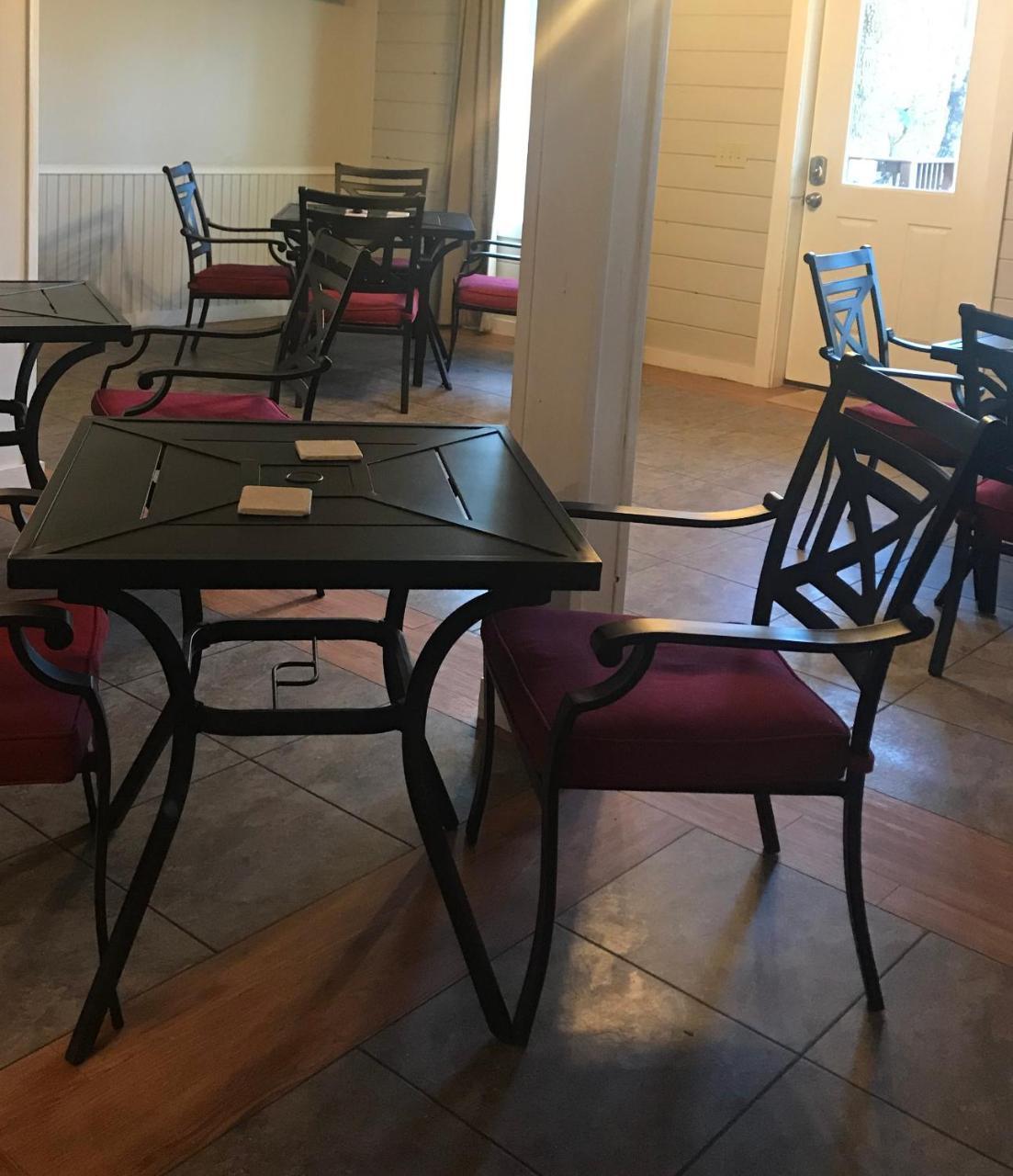 Barefoot Hills Hotel Dahlonega Luaran gambar